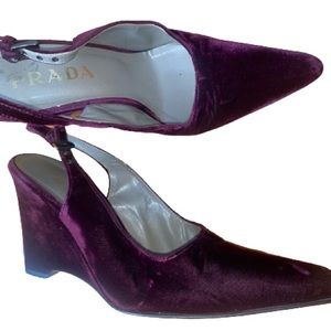 Vintage PRADA heels purple velvet